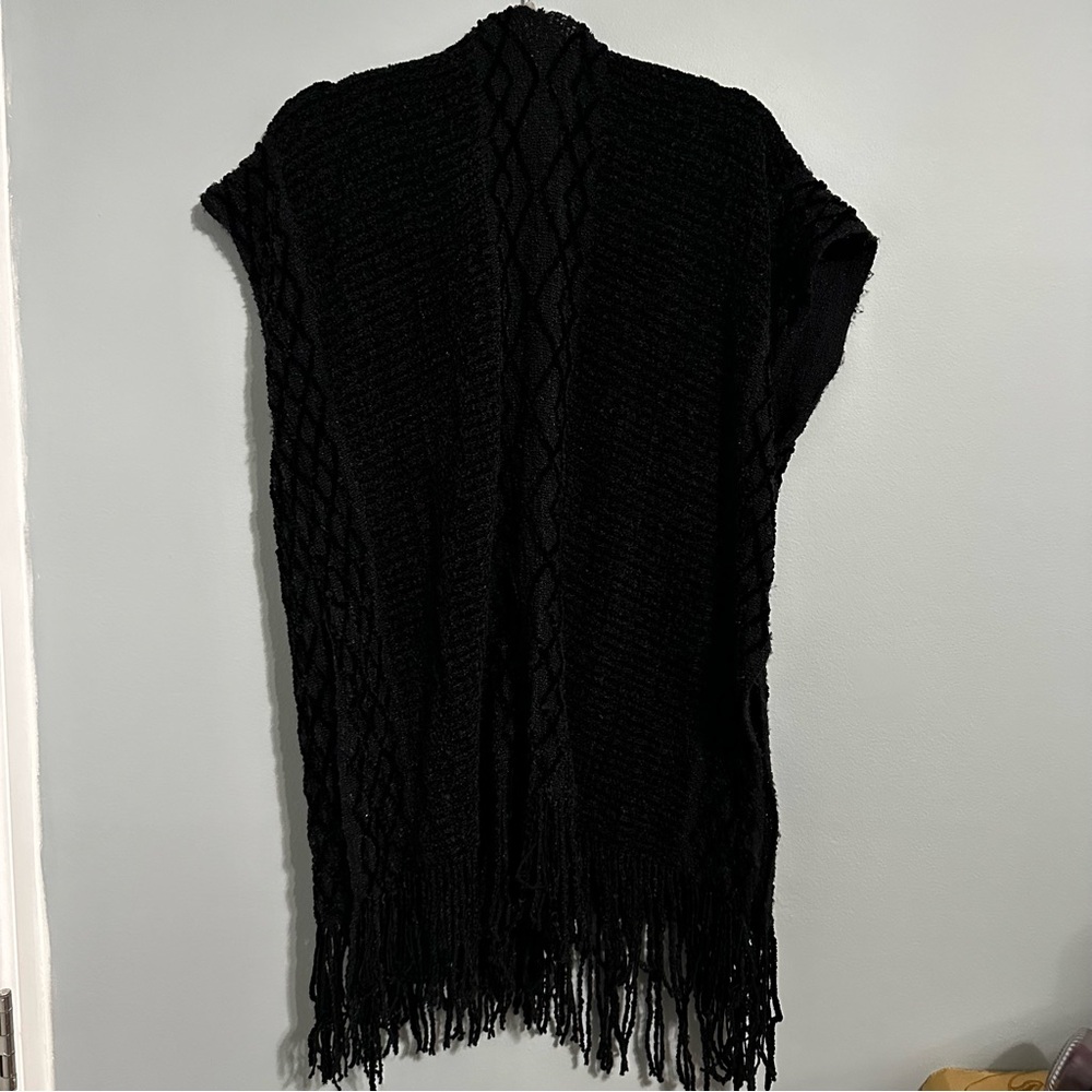 Black Knit Open-Front Fringe Cardigan Shall One-Size - Picture 6 of 8